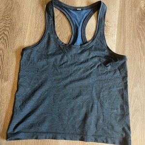 Lululemon women’s Swiftly race length tank size 8